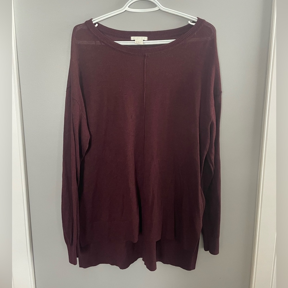 ✨3 for $15✨ H&M Sweater Size medium